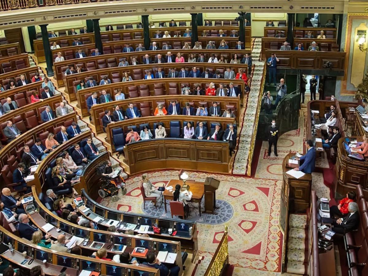 El paramédico que robó durante años en el Manchester City y vendió las botas de ‘Kun’ Agüero por internet