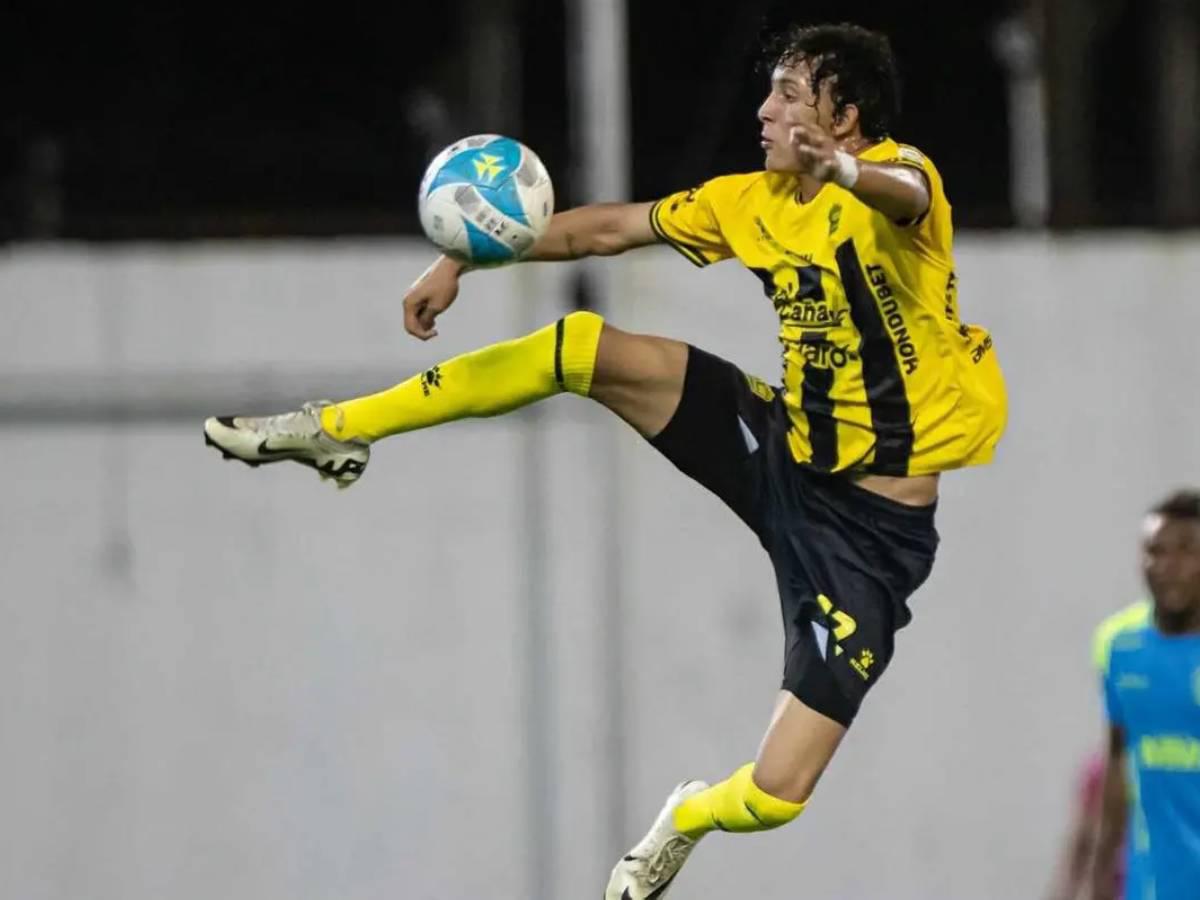 Nixon Cruz: El curioso lugar donde lo ficharon y golpes en su corta carrera, así ha sido la vida de la sensación en Real España