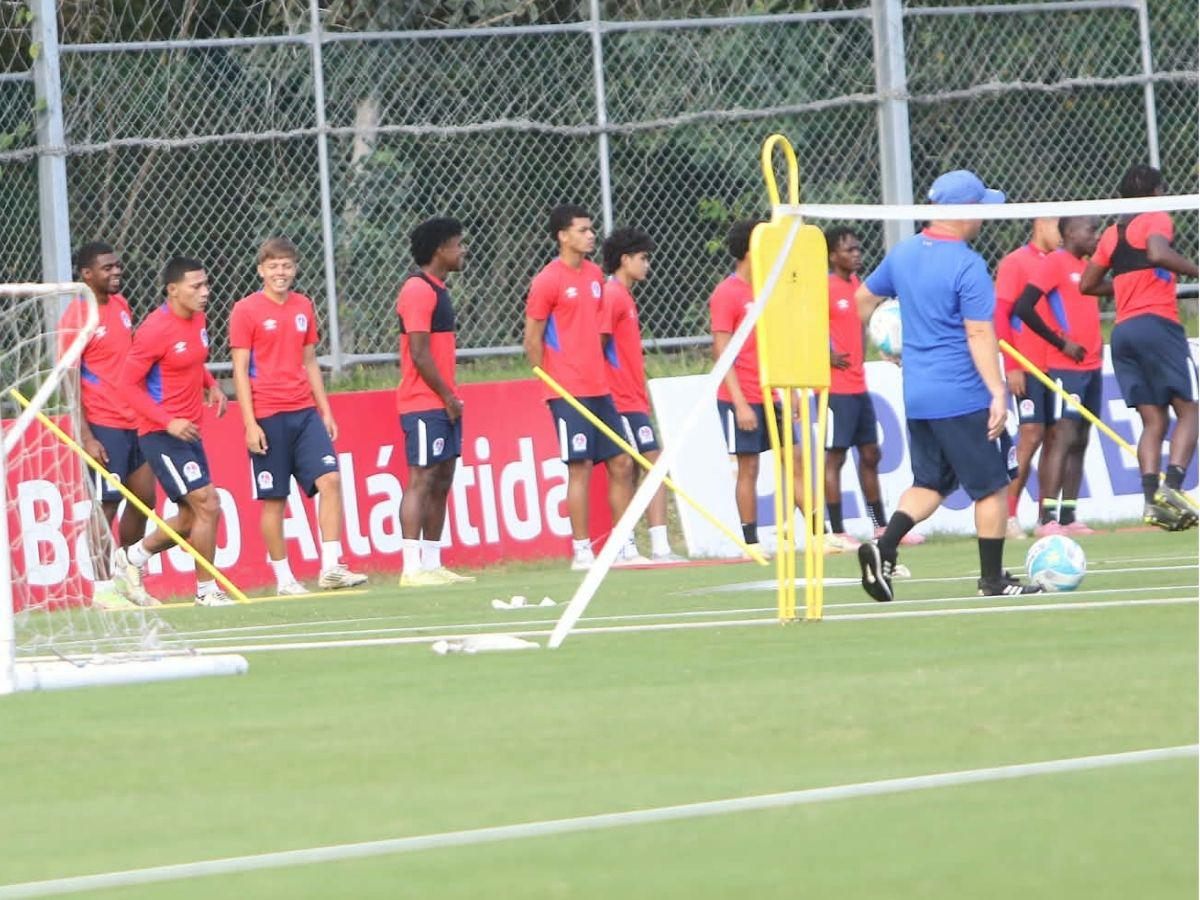 ¡Con el fichaje uruguayo! Olimpia pone la mirada en el Olancho FC: así fue su último entreno en el CAR