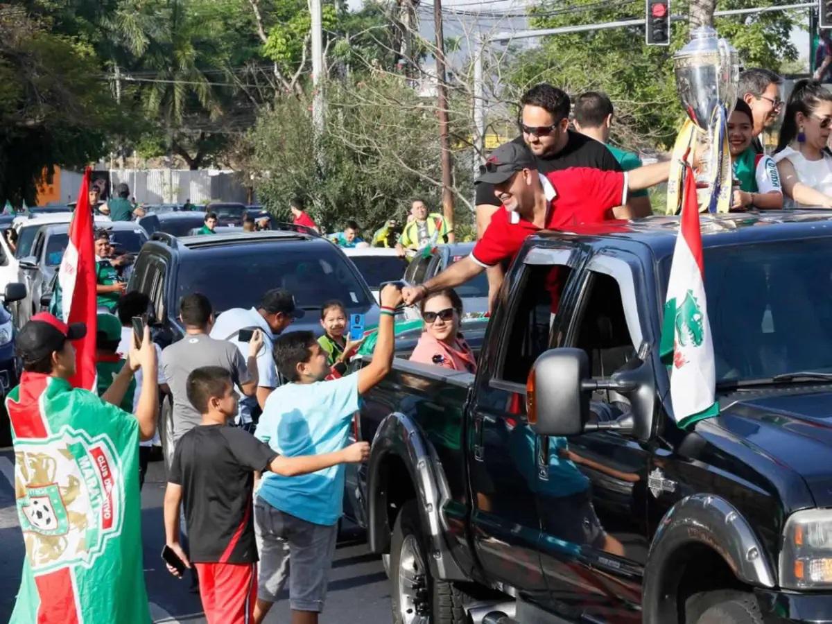 Imágenes imborrables: Orinson Amaya, el presidente del pueblo que será leyenda en Marathón