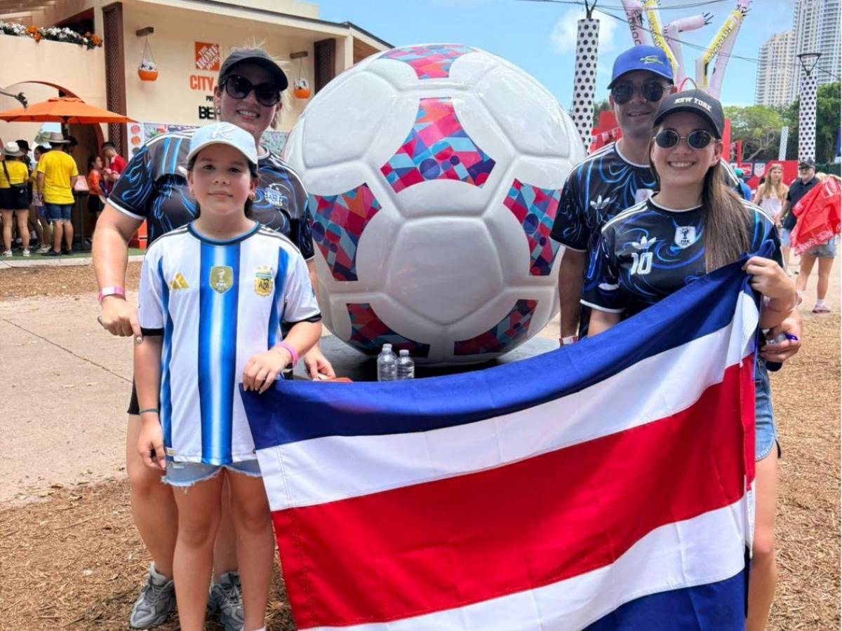 Marea albiceleste, bellezas de Argentina y monjas  sorprenden en el Mundial