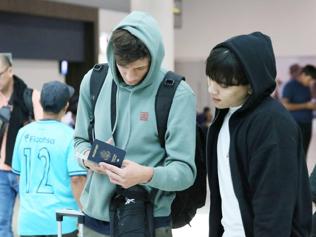 El novel delantero tiene su primera experiencia como legionario. Foto Marvin Salgado.