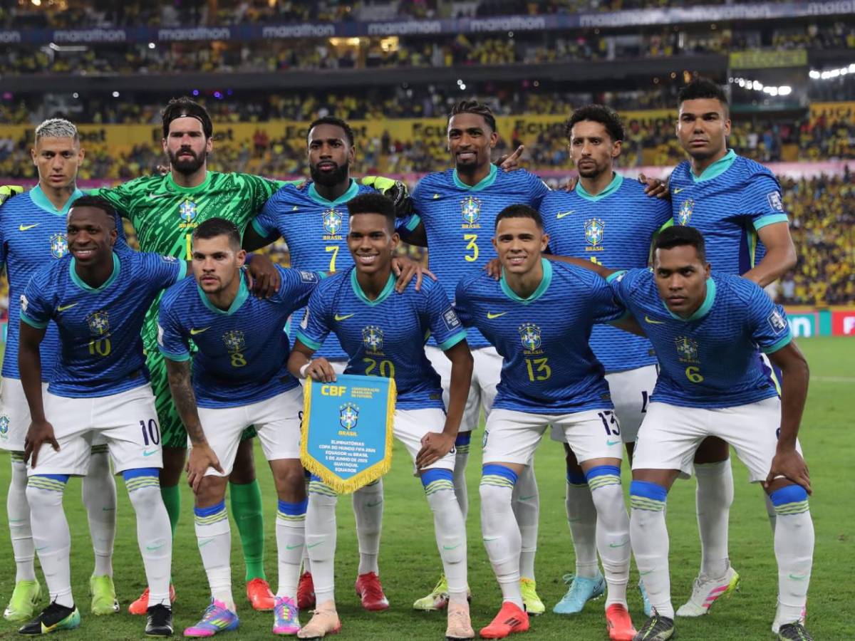 Amargo debut de Ancelotti, burlas a Vinicius, Vidal encaró a De Paul, Messi regresa y futbolista vuelve a jugar con Brasil