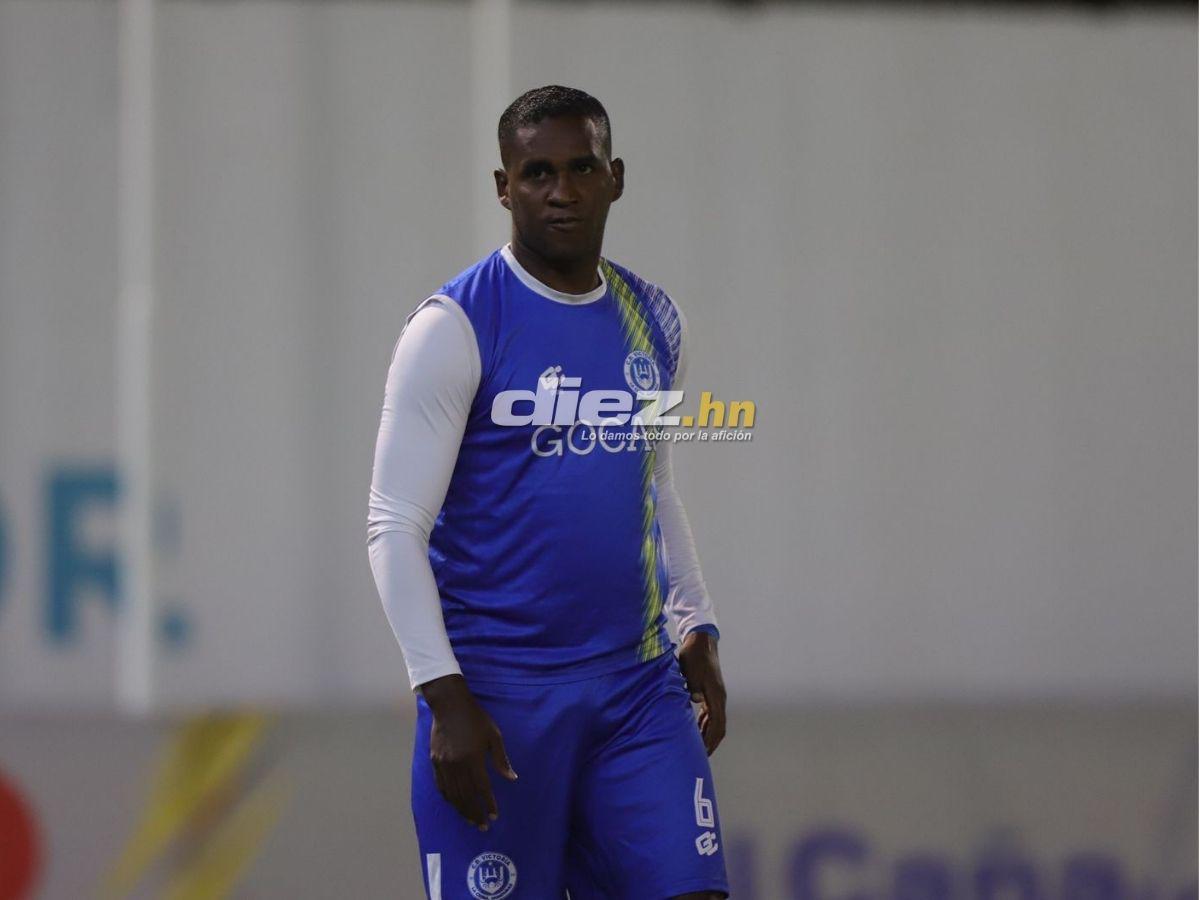 Afición del Real España sorprende con gigantesca manta, Blackburn silenció el Morazán y las bellas chicas