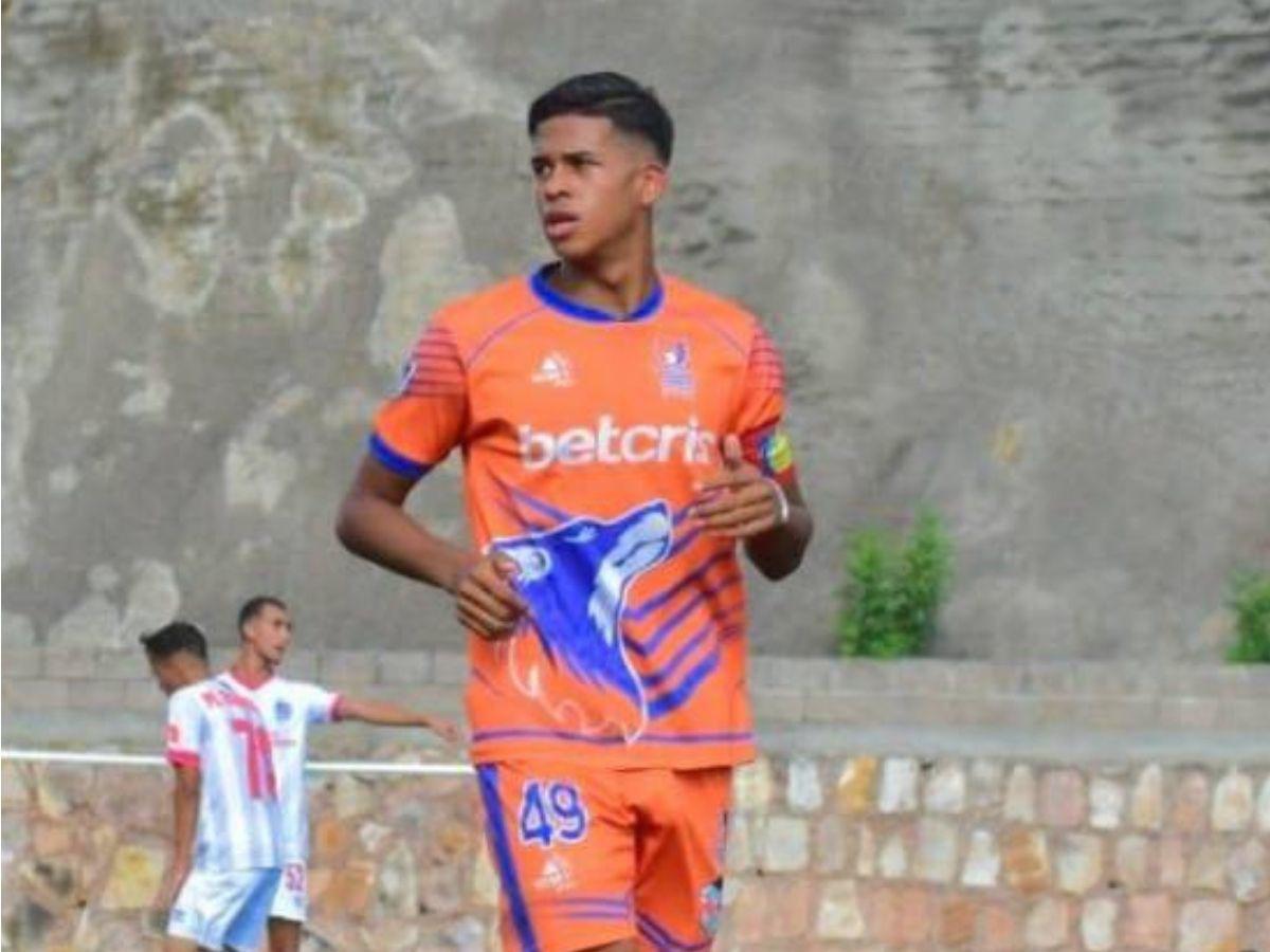 Hijo de Diego Vázquez y hasta un Ronaldo: 20 promesas del fútbol de Honduras que debutaron en el Clausura 2024