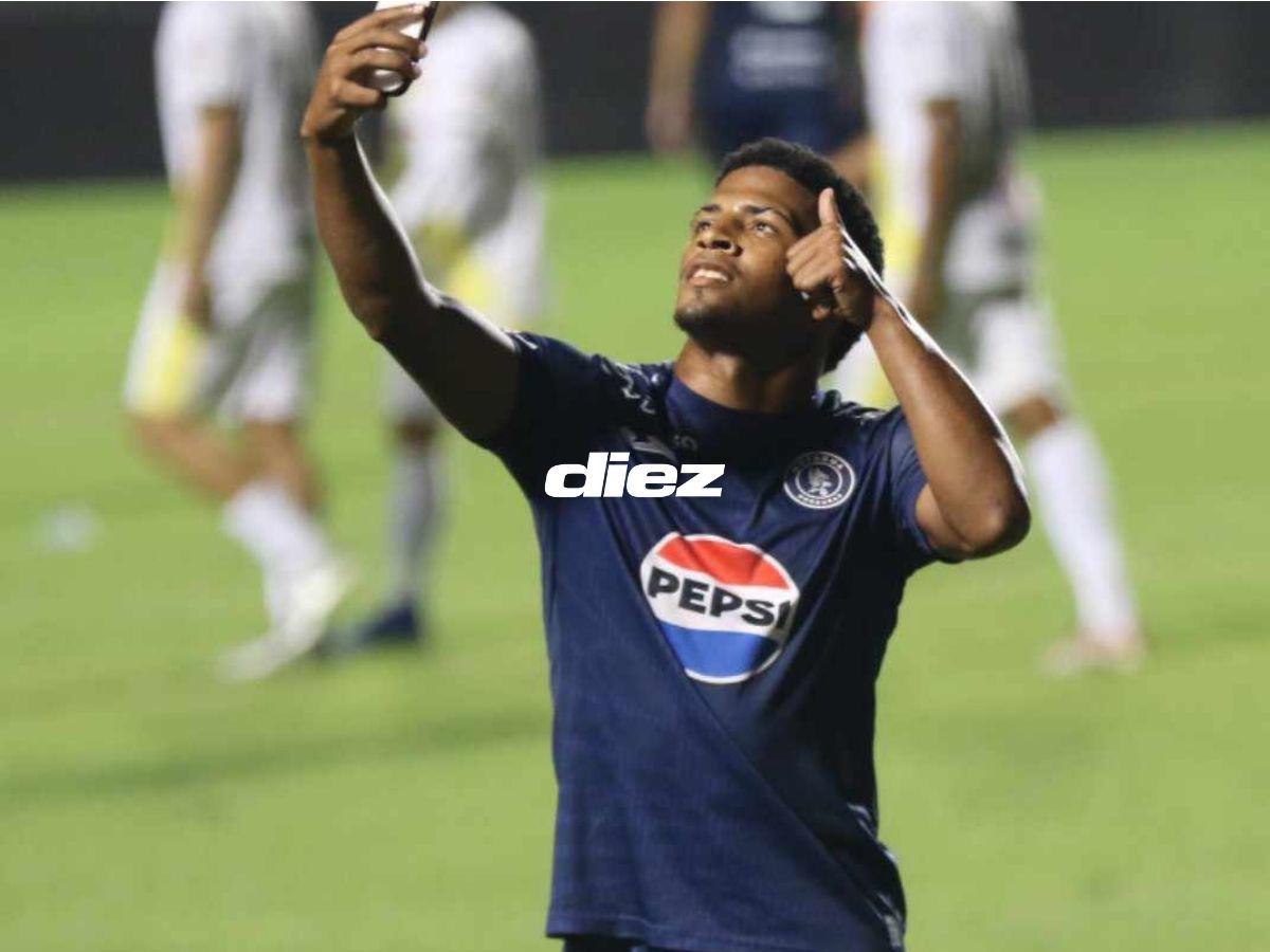 No se vio en TV: Chica viral es captada, bellezas cautivaron en el Motagua-Génesis y el espía en el Nacional