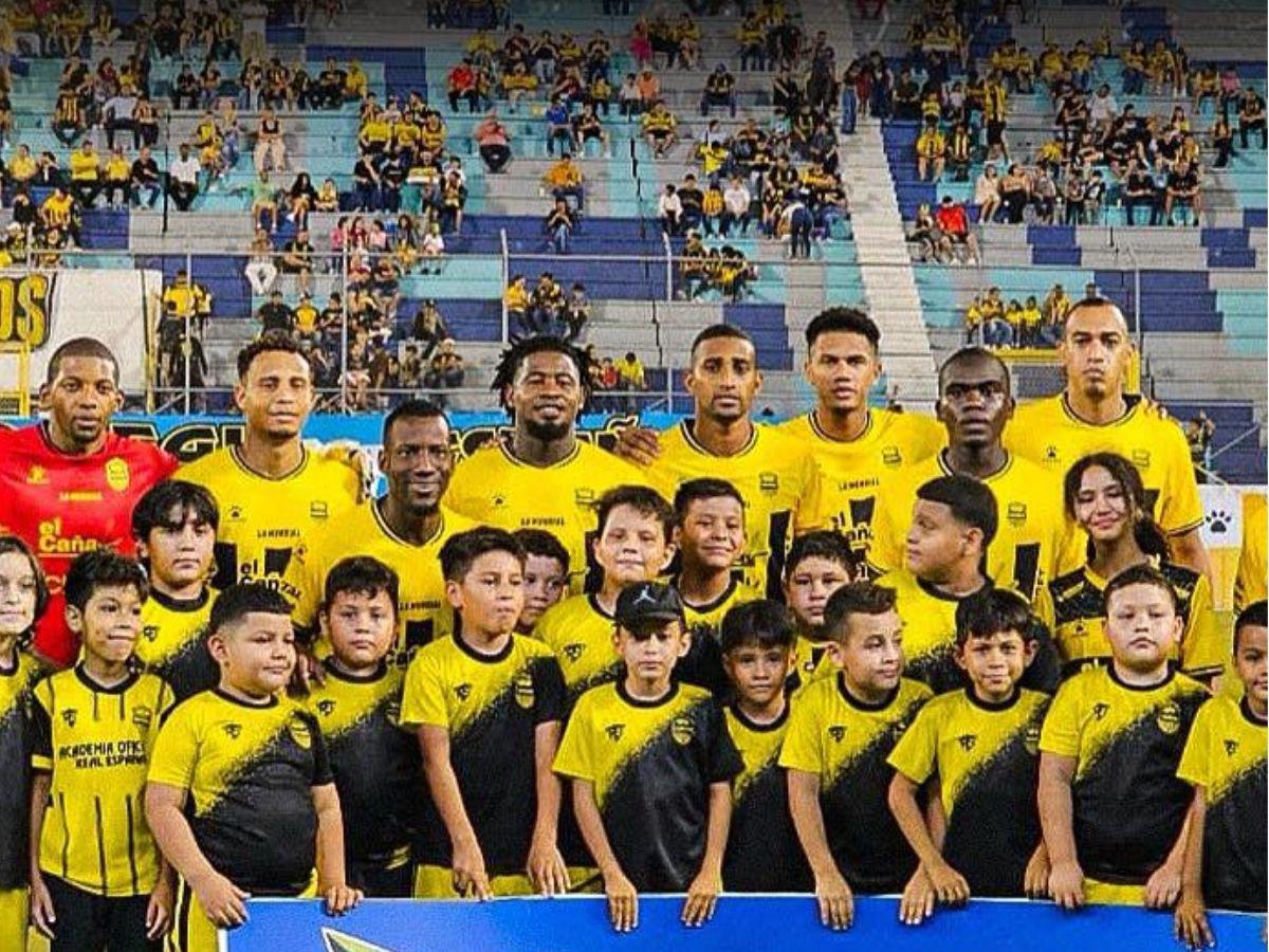 Un grande en alerta roja: El modesto equipo que lidera la tabla de minutos Sub-20 en el Apertura 2025 de Liga Nacional