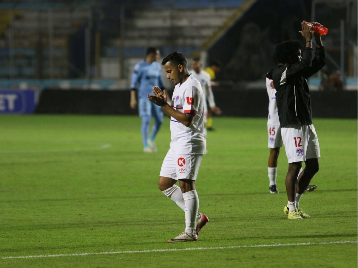 Afición sorprendió a Edwin Rodríguez, derroche de bellezas y tremendo festejo de Olimpia por una nueva final en Honduras