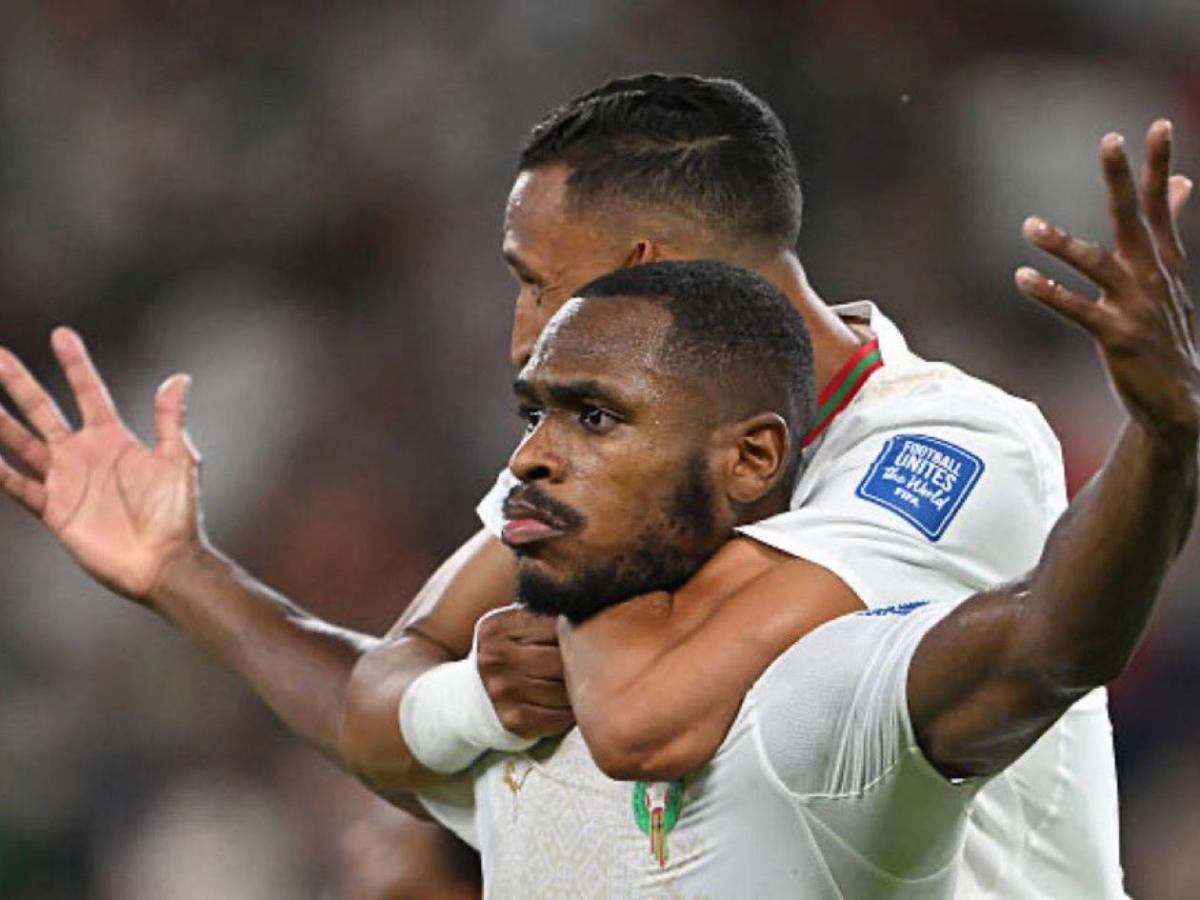 Tapada de Bono recorre el mundo, por qué lloró Gakpo y jugadores se abren la cabeza