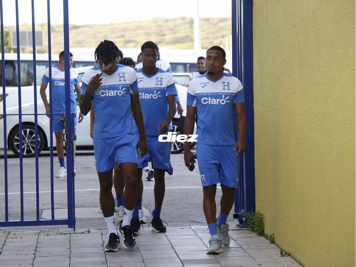 Choco Lozano fue sorprendido y el VAR quedó en una galera: Así reconoció Honduras el Ergilio Hato previo al debut
