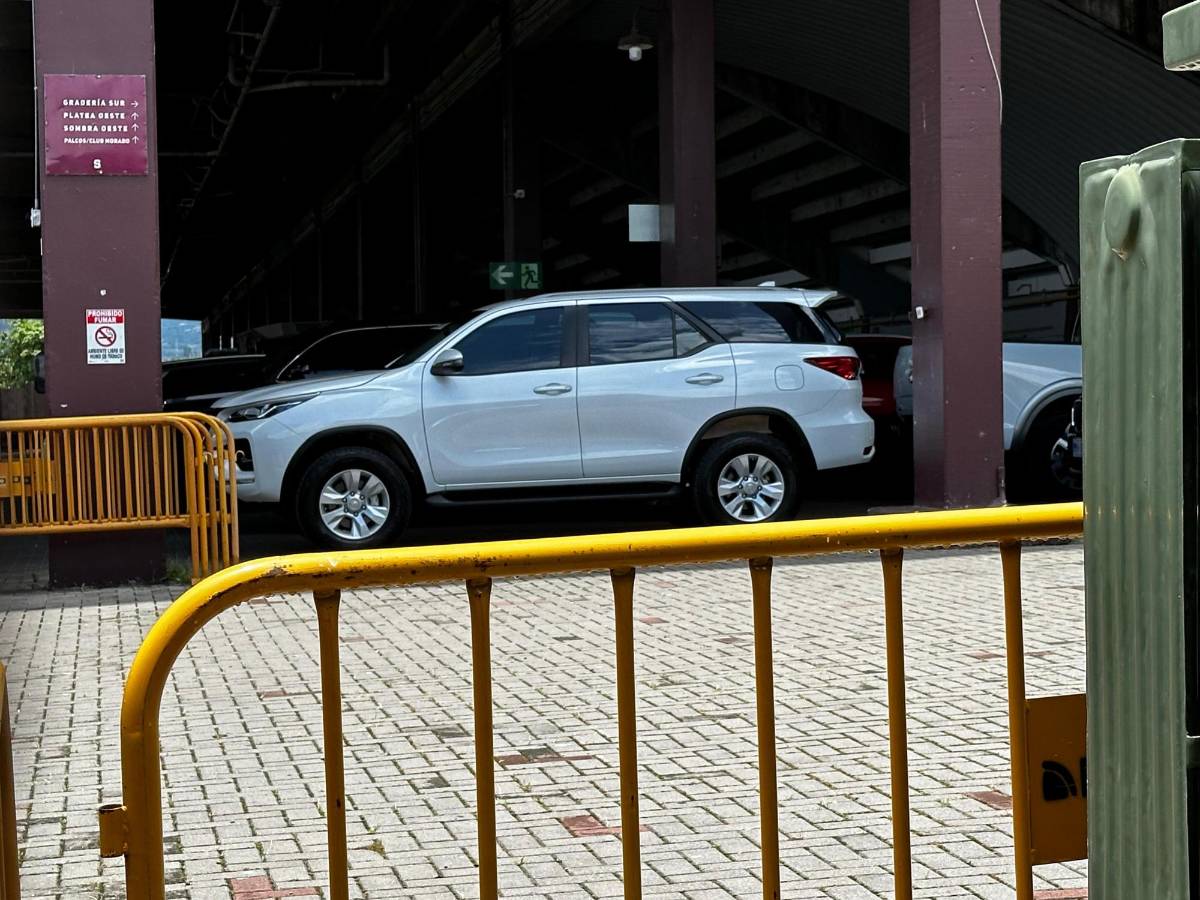 Sorpresota: Keylor Navas apareció entrenando con este club y podrían cerrar su fichaje