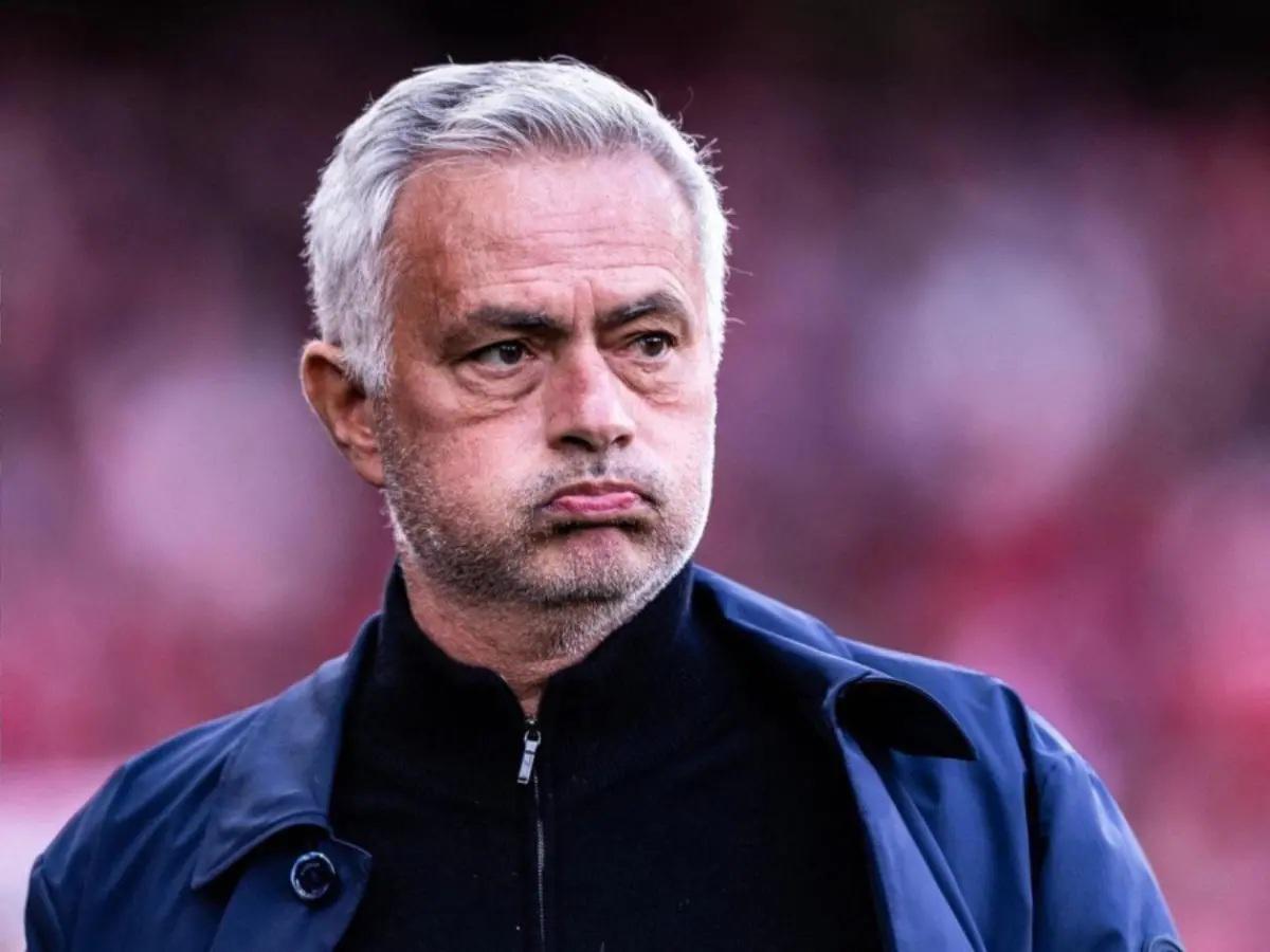 Barrida de Mourinho en el Real Madrid, dos salidas en Barcelona y sorpresa con Nico Williams