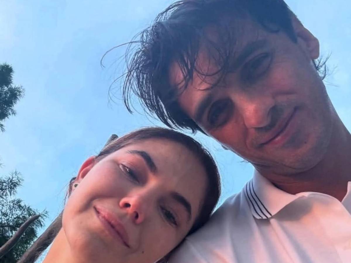 La petición que hizo la esposa de Bryan Ruiz al revelar la enfermedad que sufre: Lloraba enloquecida y gritando