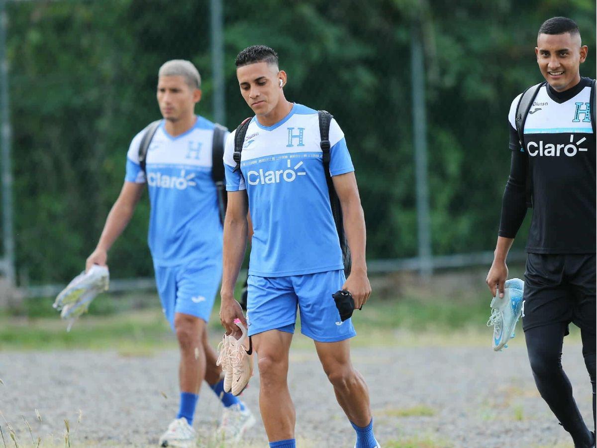 Hermosa bebé le robó el corazón a Alexy Vega y ambientazo en el CAR: Así fue el último entreno de la Selección de Honduras