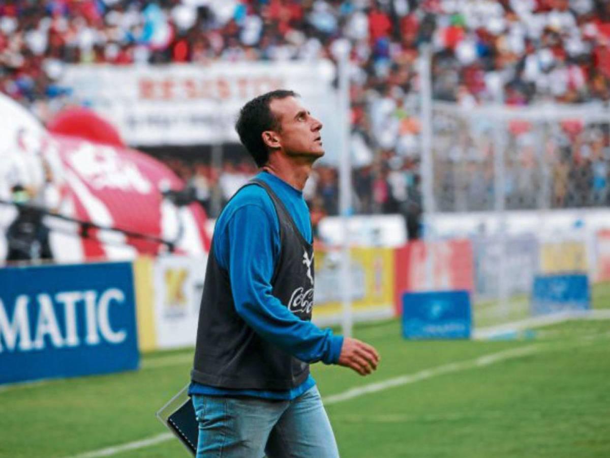 El verdadero motivo por el que Danilo Tosello reapareció con la camisa de Olimpia y así es su nueva vida a los 56 años