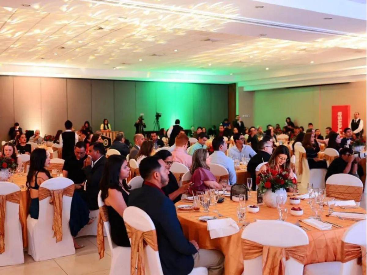 Cena de Gala de la Maratón LA PRENSA: llanto, recuerdos y reconocimientos