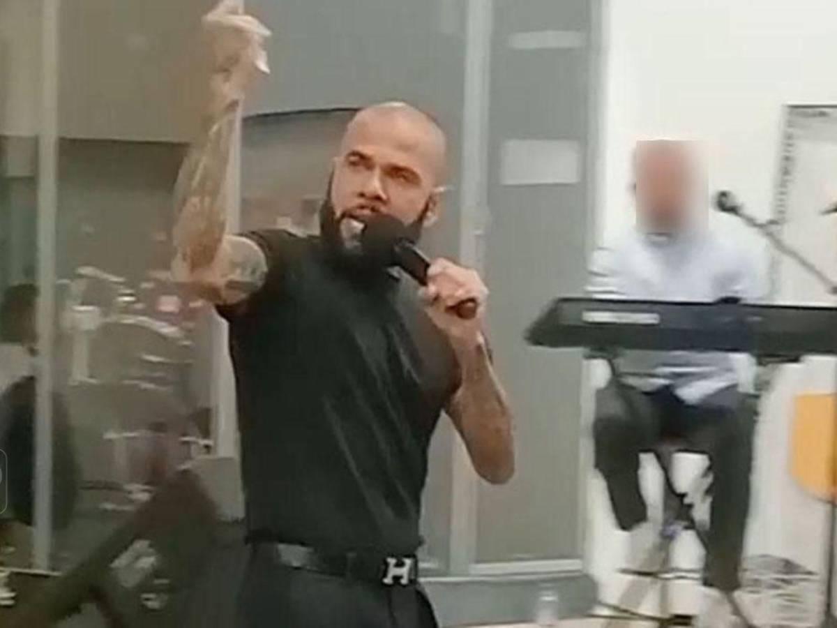 La nueva vida de Dani Alves tras salir de prisión y el pacto que hizo con Dios: Yo ahí adentro, mientras caminaba...