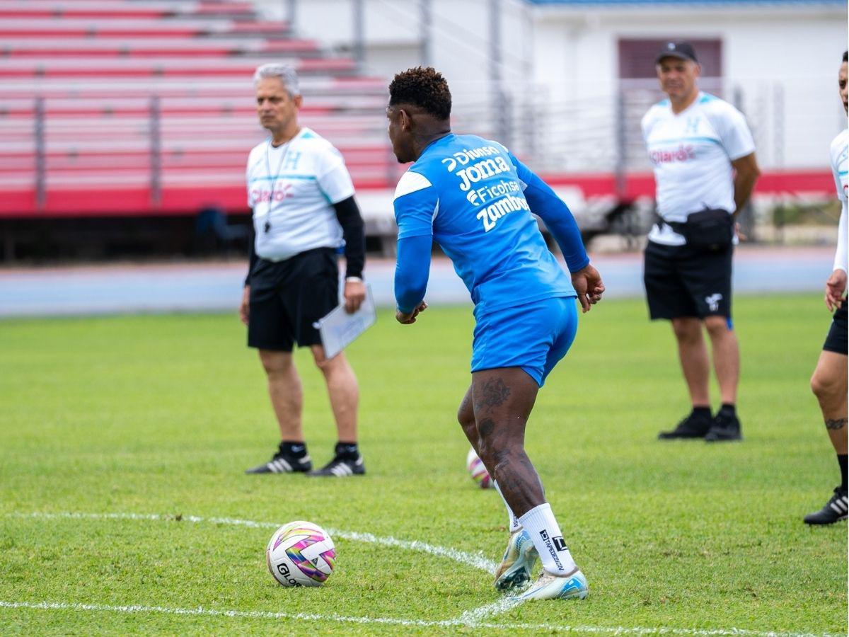 Rueda no se guardará nada: Así sería el electrizante 11 titular de Honduras ante Islas Caimán por la Eliminatoria Mundialista