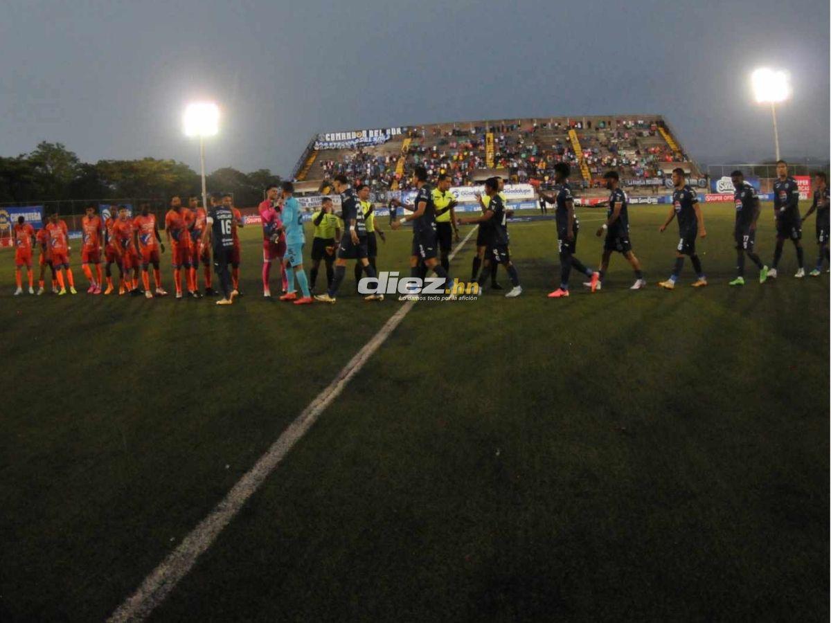 No se vio en TV: Diluvio en Choluteca, jugador de Motagua se robó el show y chicas robaron suspiros en el Emilio Williams