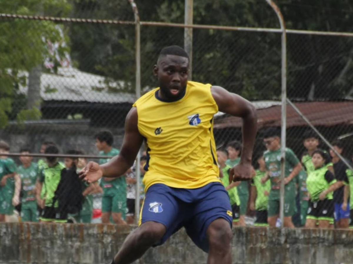 Exfutbolista de la Liga Nacional sorprende al anunciar su retiro a sus 28 años: Fue lo mejor que me pasó en la vida