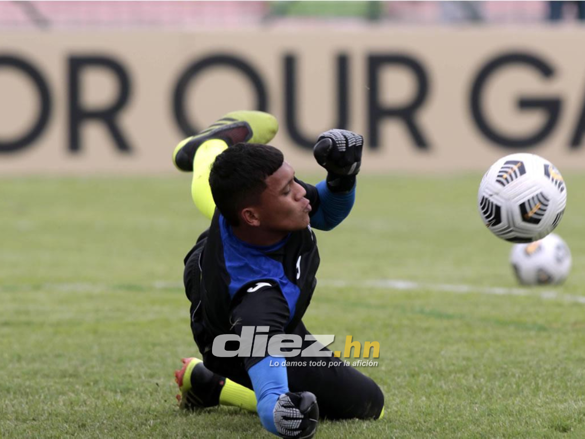 Juergen García con los colores de la selección de Honduras en el Premundial 2022.