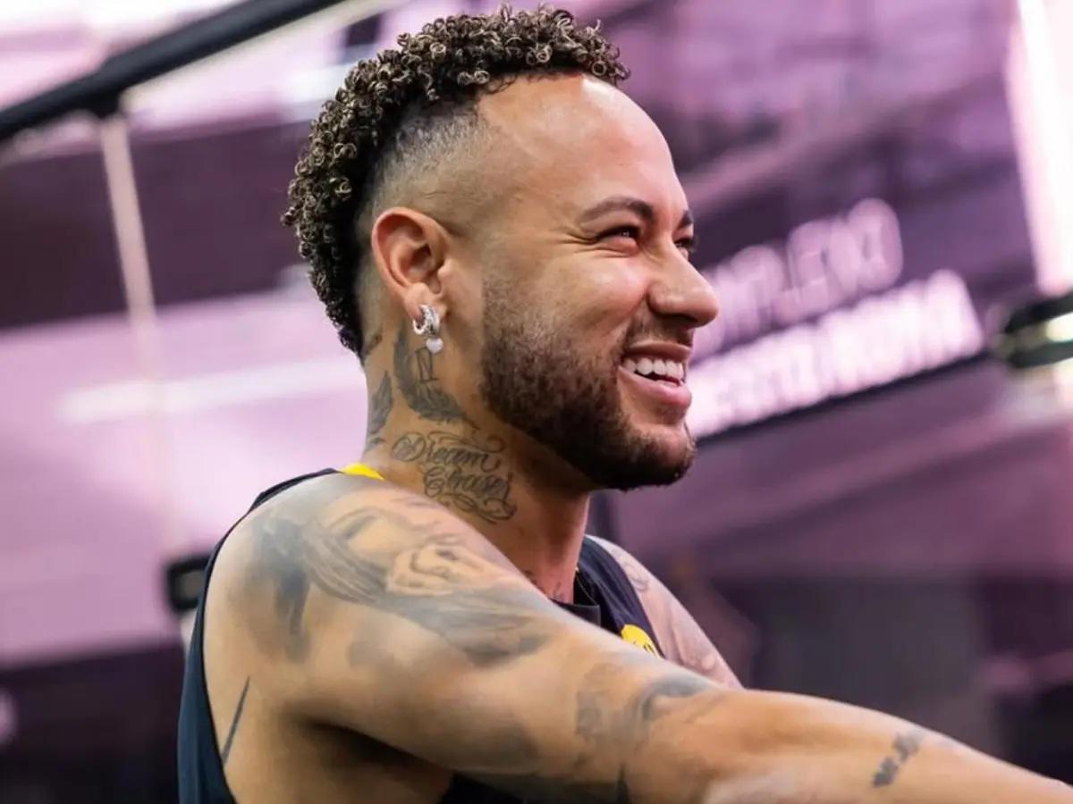 Giro inesperado con Neymar: se olvida del Santos, ficharía por este club tras el Mundial 2026 y se encontraría con hondureño