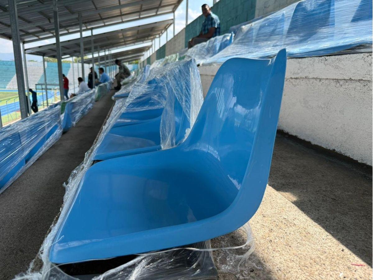 ¡Génesis PN embellece su casa! Instalan butacas nuevas en el Estadio Roberto Suazo Córdova