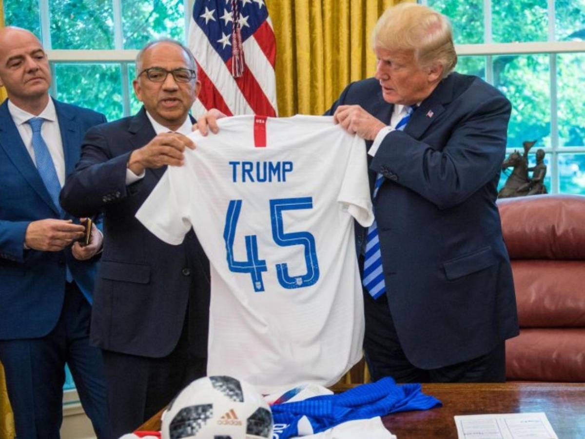 Duro revés a Infantino: su mano derecha renuncia y suelta la bomba; Mal acuerdo