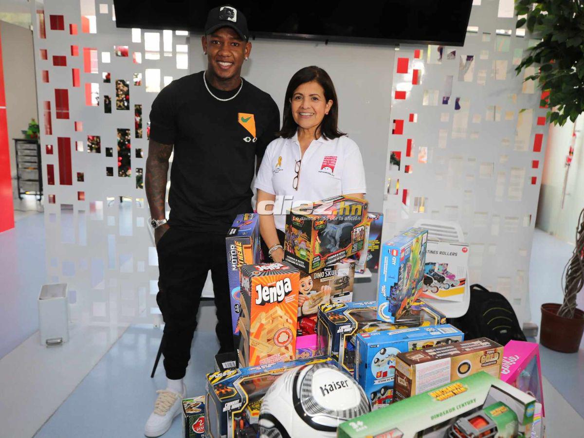 ¡Qué crack! El lindo gesto de Romell Quioto en la Fundación Hondureña para el Niño con Cáncer