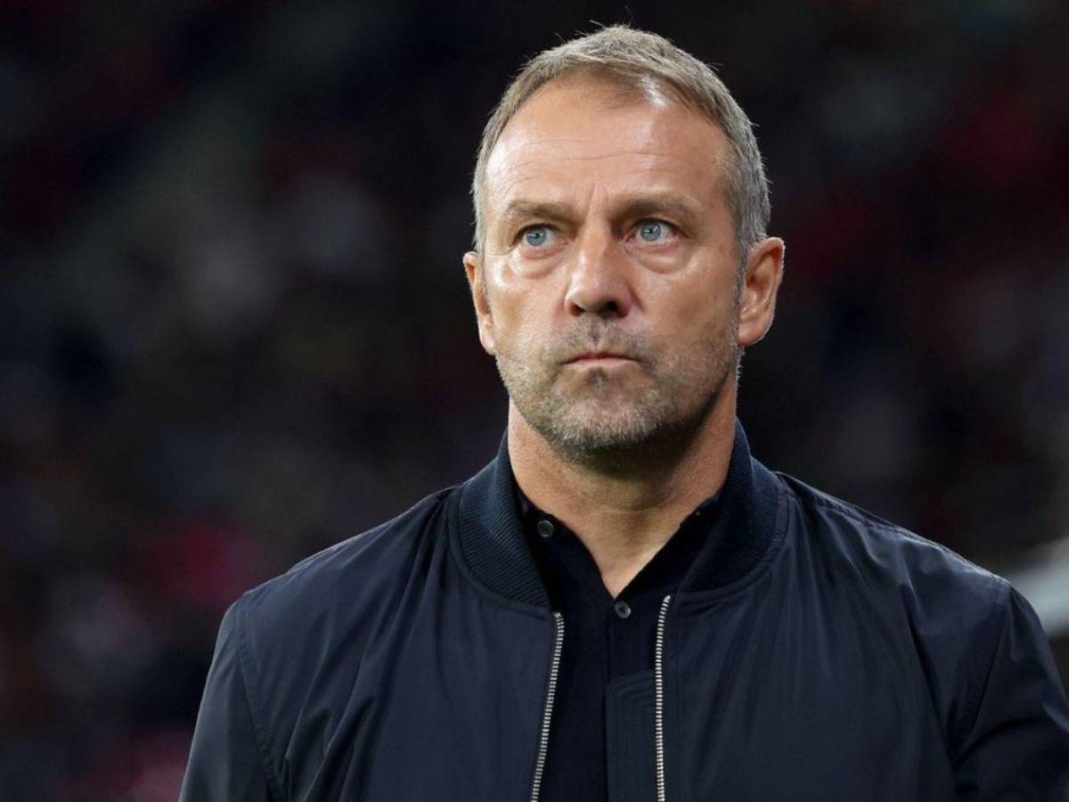 Flick lo borra por completo del Barca y este club lo ficharía: No está contento