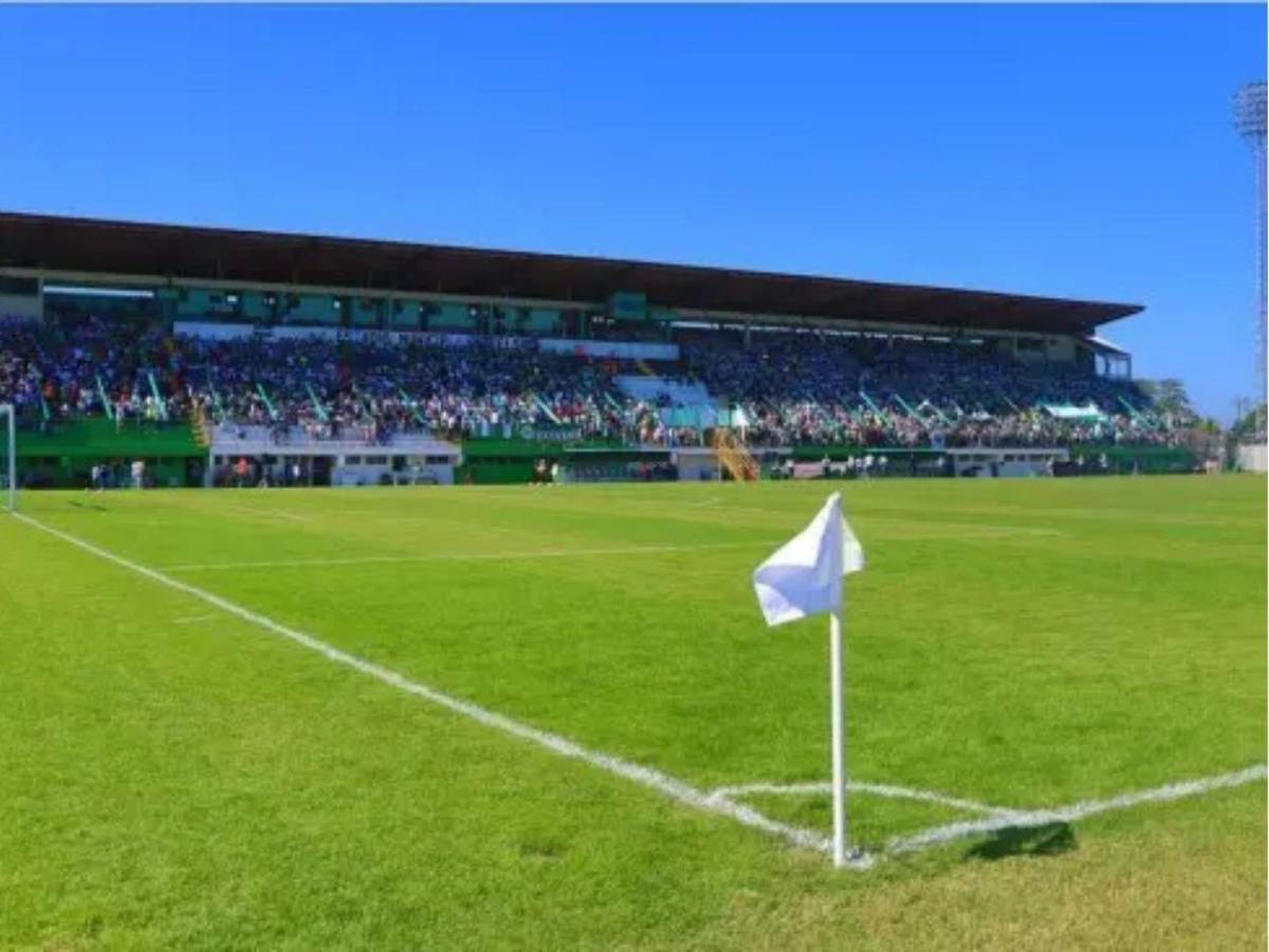 ¡El Estadio Excélsior se transforma! Instalan modernas butacas