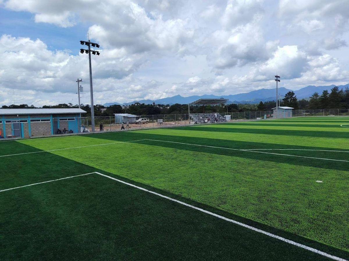 Condepor anuncia finalización de cancha de fútbol en reconocido municipio de Olancho