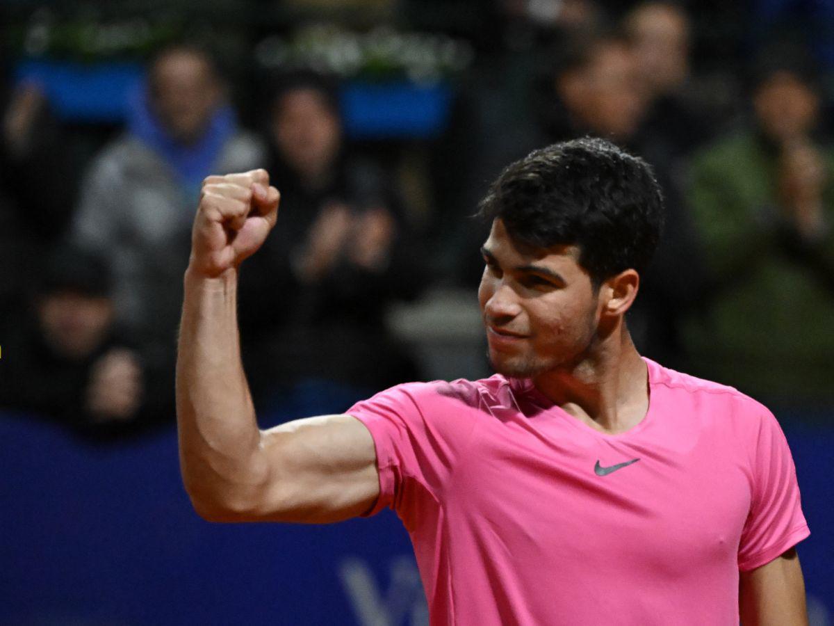 Quiere recuperar el número uno del mundo: Carlos Alcaraz avanza a las semifinales del ATP 250 de Buenos Aires