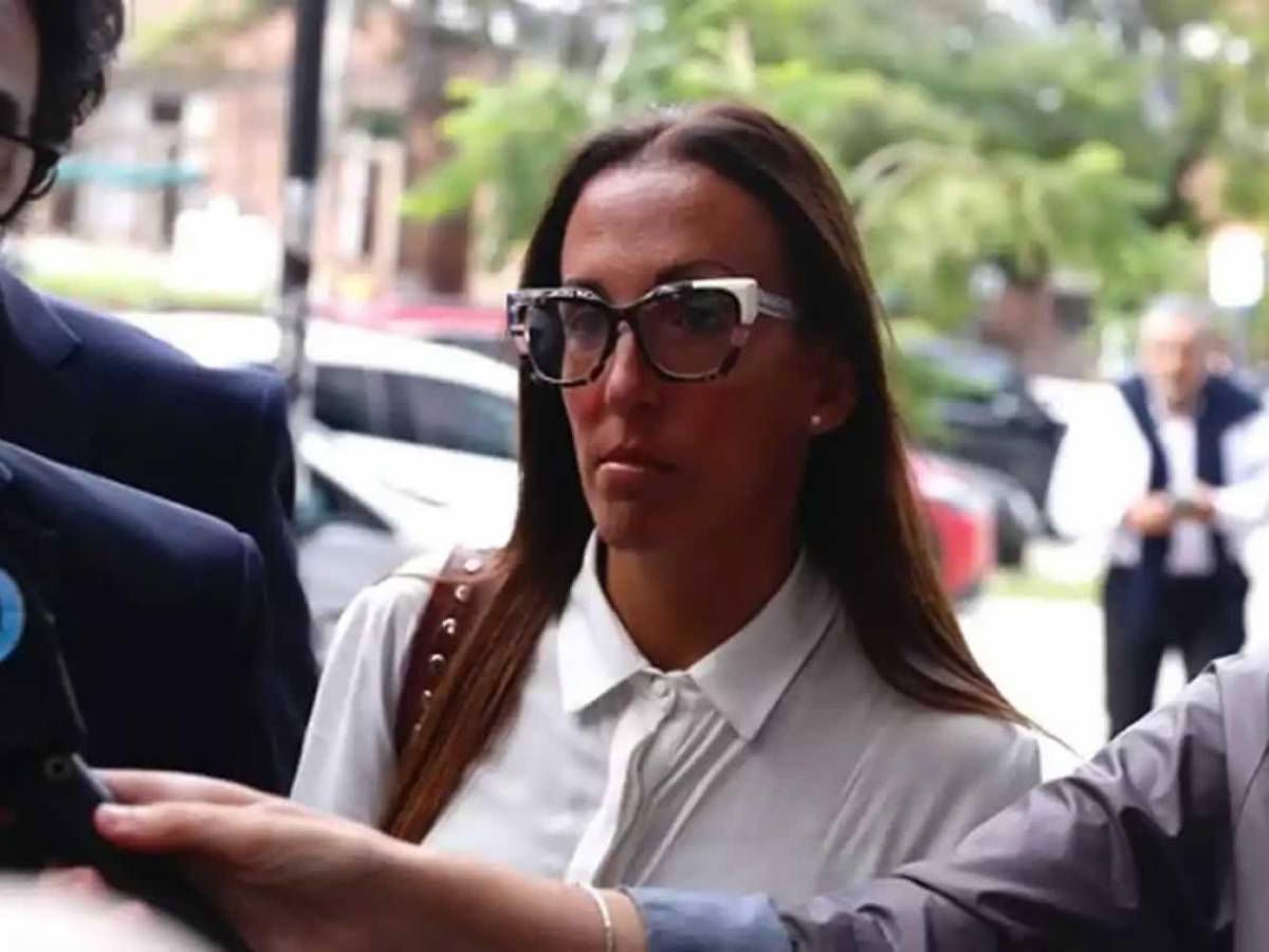 Hija de Maradona explota contra psiquiatra que cuidaba al Diego: se destapa lo que hizo antes de la muerte de la leyenda