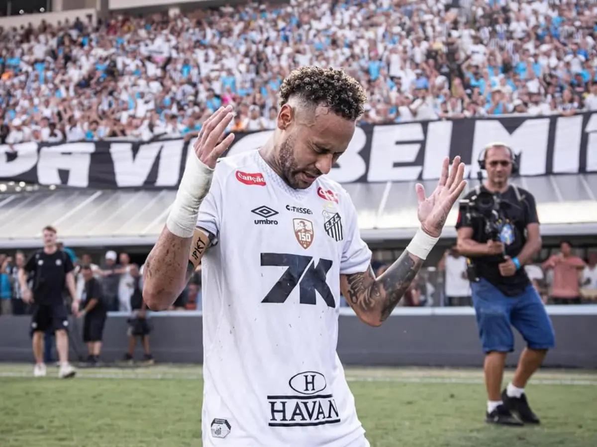 Giro inesperado con Neymar: se olvida del Santos, ficharía por este club tras el Mundial 2026 y se encontraría con hondureño