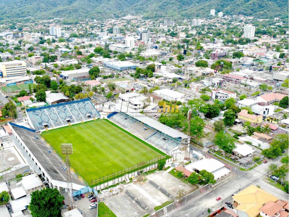 ¡Es una alfombra! Estadio Francisco Morazán luce impresionante desde la altura y está en la fase final del proyecto