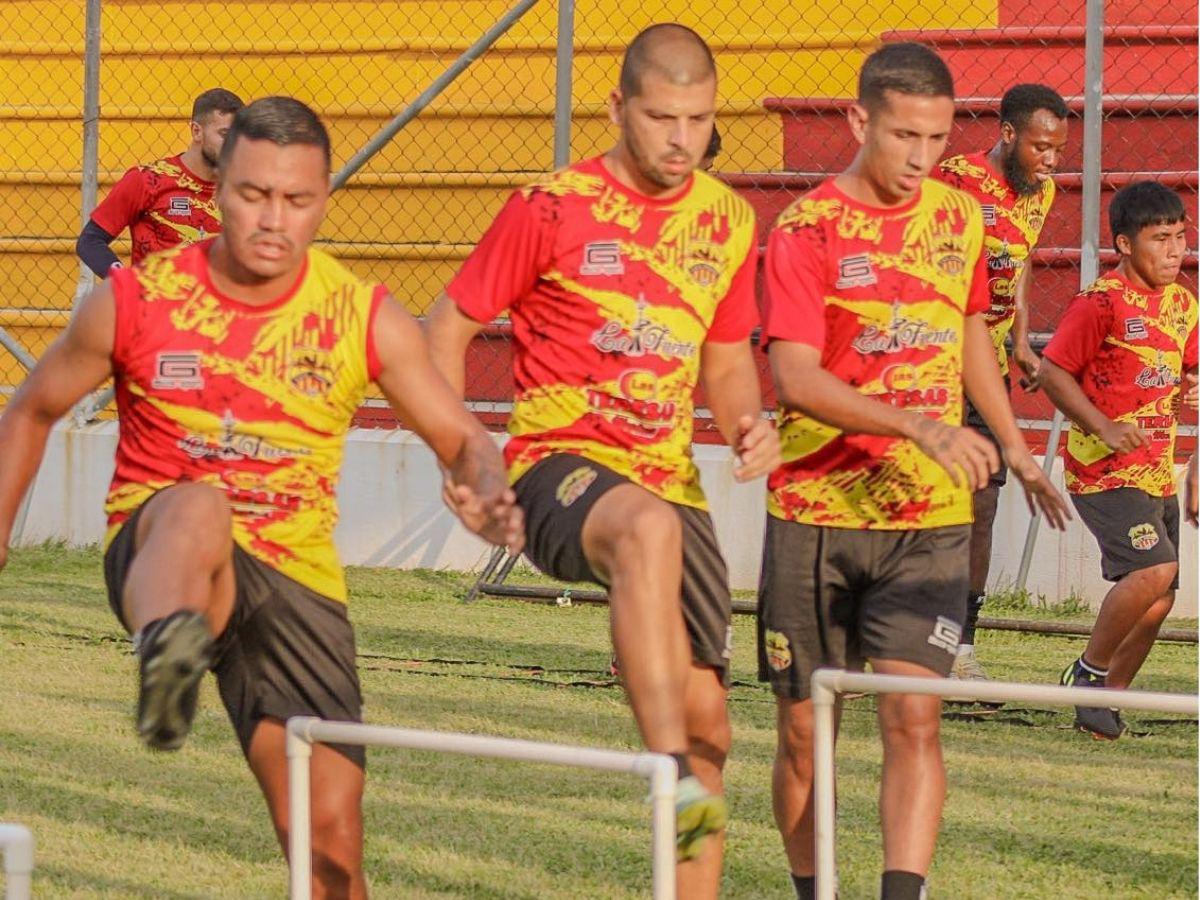 Escándalo en Guatemala: equipo es declarado descendido a falta de un torneo por disputar, ¡se jugará con 11 clubes!