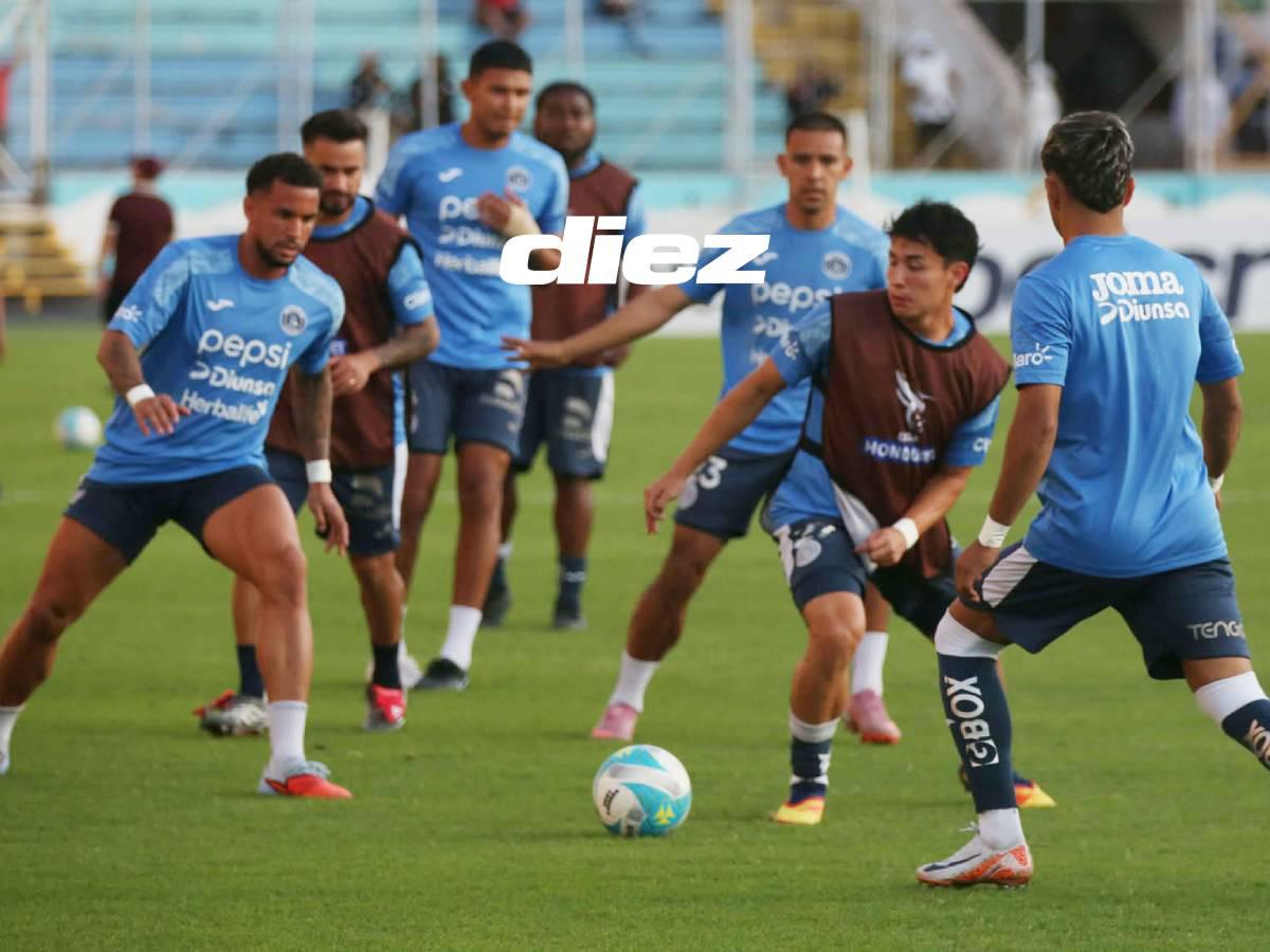 Entrenamiento de Motagua antes de comenzar el encuentro.