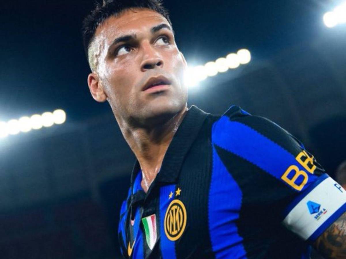 El nuevo '9' que quiere el Barca tras el no de Julián y fichaje en el Real Madrid