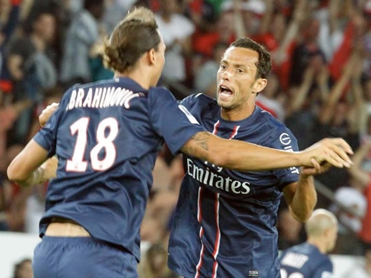 Nené, excompañero de ataque de Ibrahimovic en el PSG, sigue vigente a sus 42 años