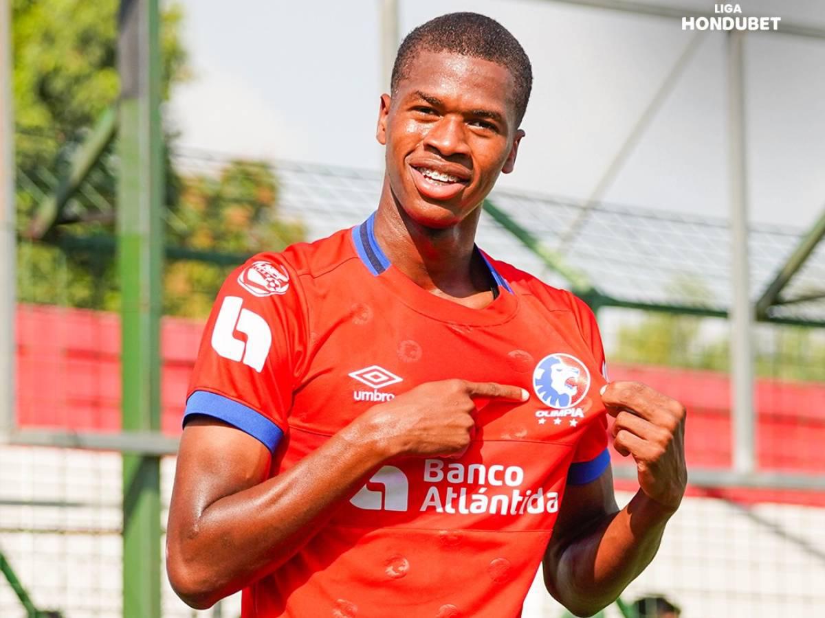 Francisco Molina puede sorprender a todos: las nuevas caras que serían llamados por Honduras para el amistoso ante Perú