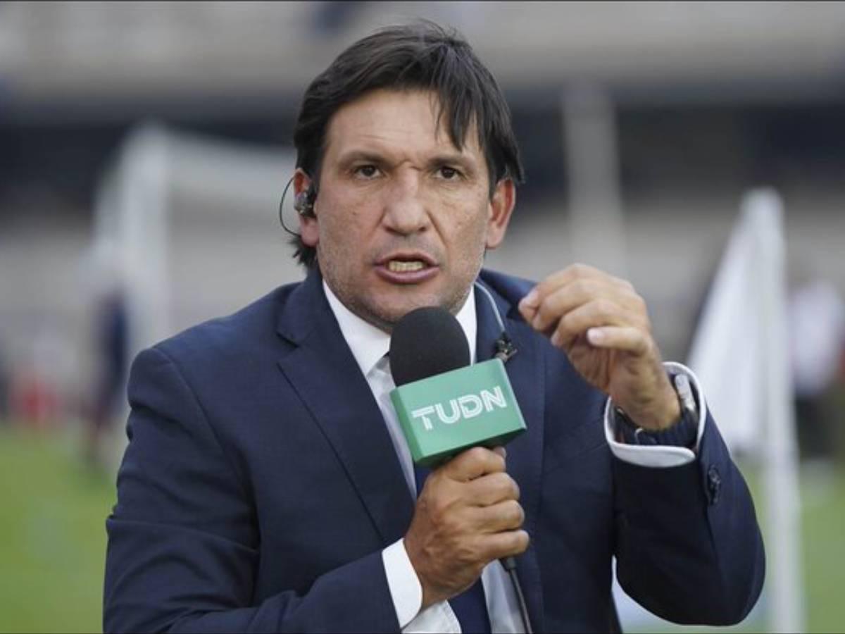 José Ramón Fernández, Luis García y exjugadores de la Selección Mexicana encienden el juego con Honduras: México será campeón