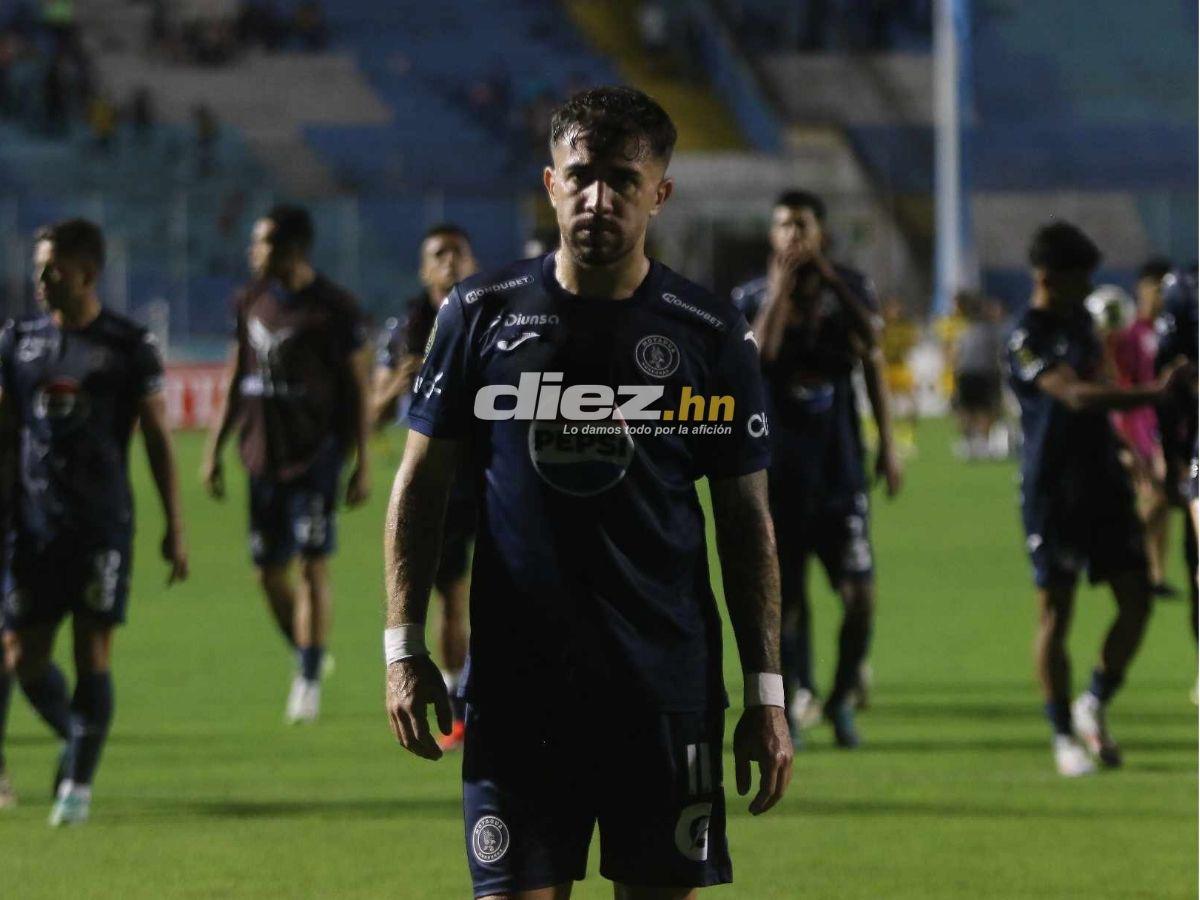 Real España bailó al Motagua: los rostros de tristeza y bronca en el “Ciclón Azul” tras el humillante 0-4 en el Nacional