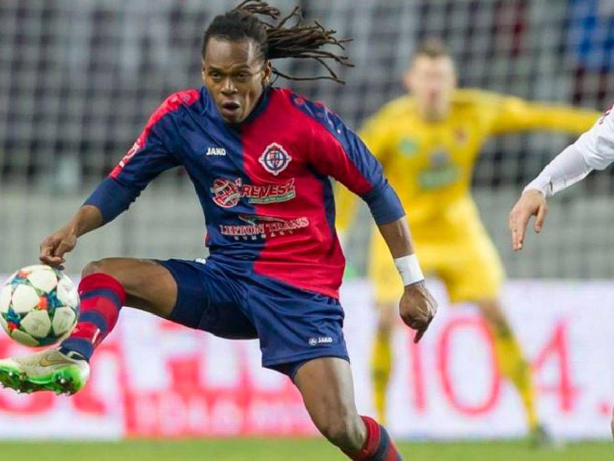 Salió en el Panini 2010 y jugó Champions: así es la nueva vida de Luis Ramos