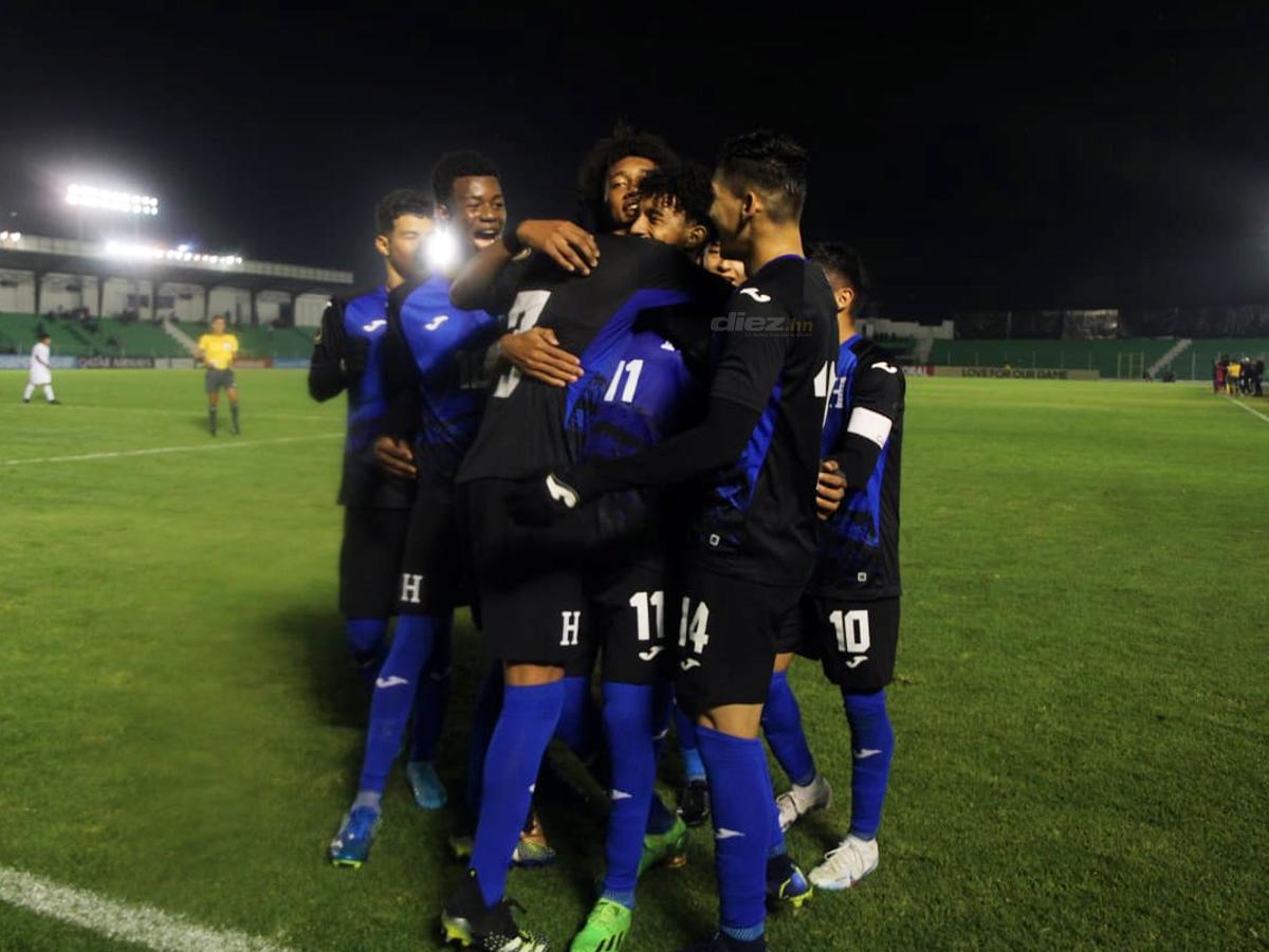 David Herrera encontró el tercer gol de Honduras sobre el cierre del primer tiempo.