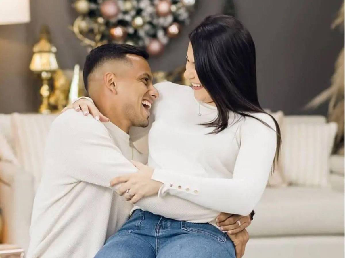 ¡Sorpresa! Edwin Rodríguez y su esposa conmocionan a sus seguidores con anuncio