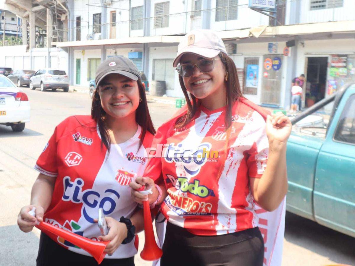 Locura por el Vida, personaje se robó el show y derroche de bellezas previo a la “final” por el no descenso ante Motagua