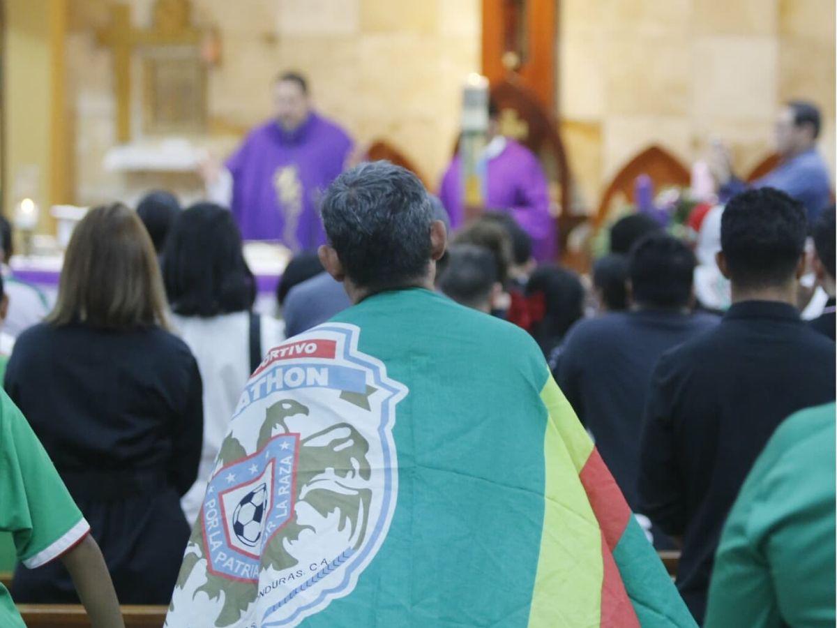 ¡Llanto, dolor y lágrimas! Así fue la triste misa de cuerpo presente de Orinson Amaya, presidente del Marathón