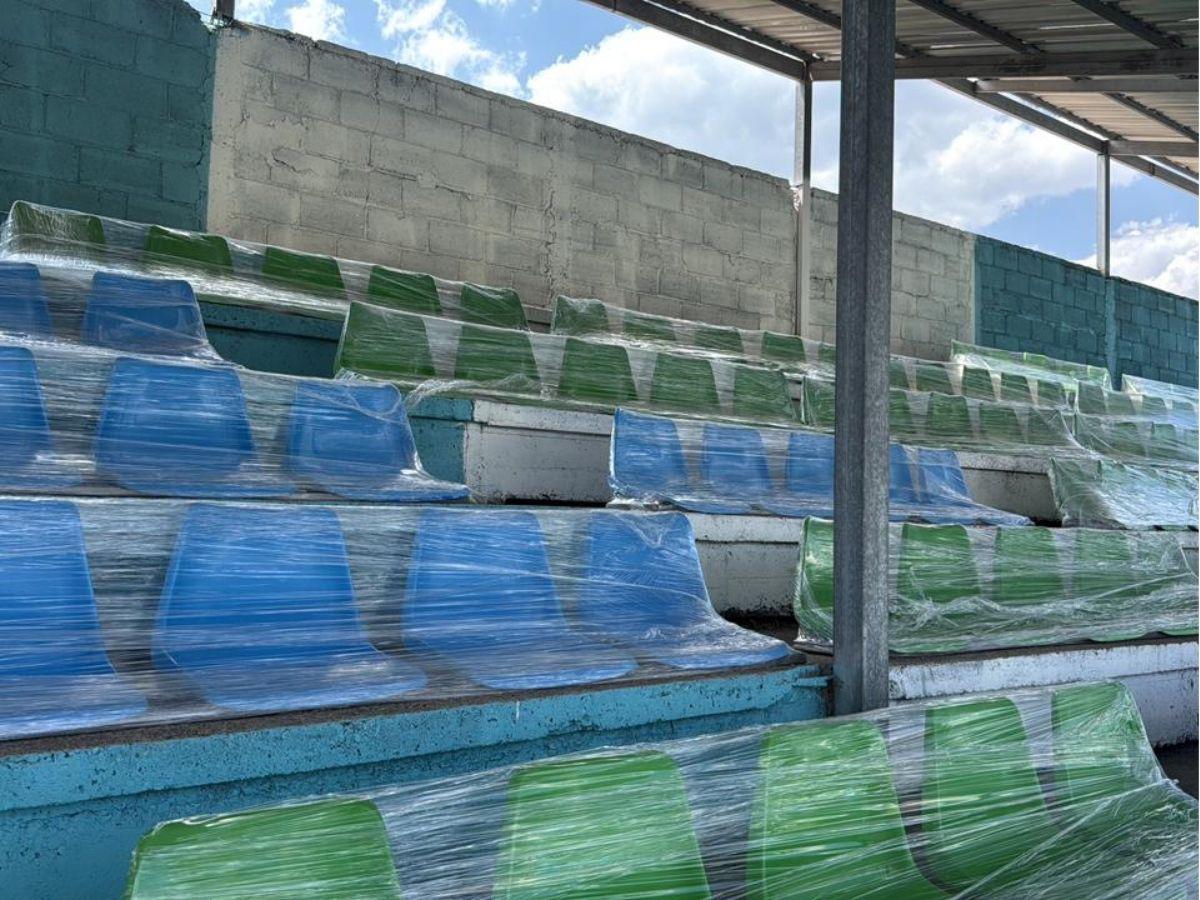 ¡Génesis PN embellece su casa! Instalan butacas nuevas en el Estadio Roberto Suazo Córdova