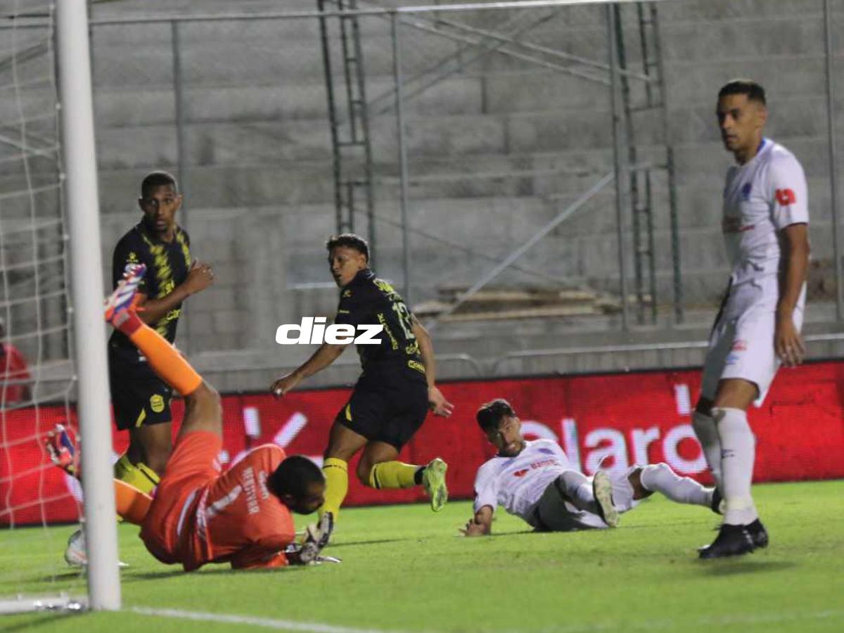 Jerry Bengtson recibe balón de oro, Olimpia con visita de lujo y caras tristes tras empate ante Real España